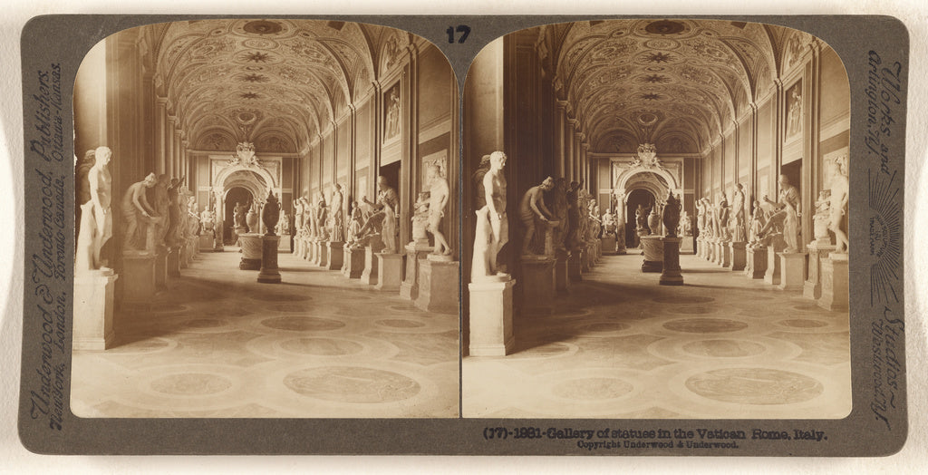 Underwood & Underwood:Gallery of statues in the Vatican, Rom, Poster Print Wall Art