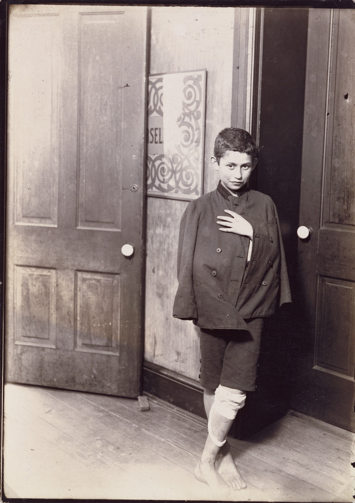 Lewis W. Hine:Waiting for Dispensary to Open, Chicago., Poster Print Wall Art