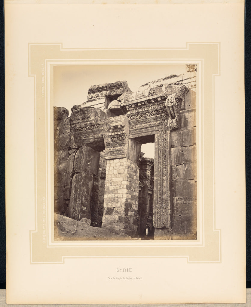 Félix Bonfils:Syrie: Porte du temple de Jupiter à Balbek, Poster Print Wall Art