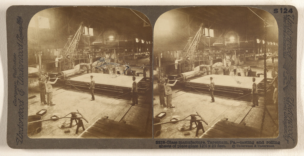 Underwood & Underwood:Glass manufacture, Tarentum, Pa. - cas, Poster Print Wall Art
