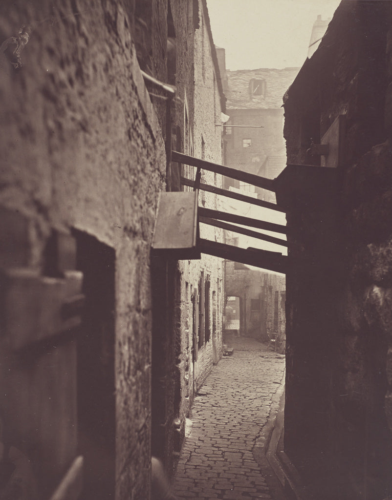 Thomas Annan:Close, No. 83 High Street., Poster Print Wall Art