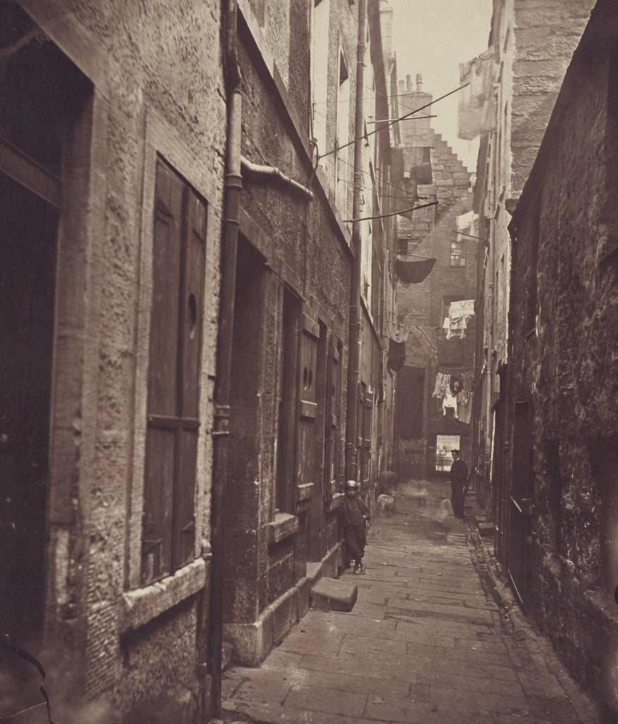 Thomas Annan:Close, No. 65 High Street., Poster Print Wall Art