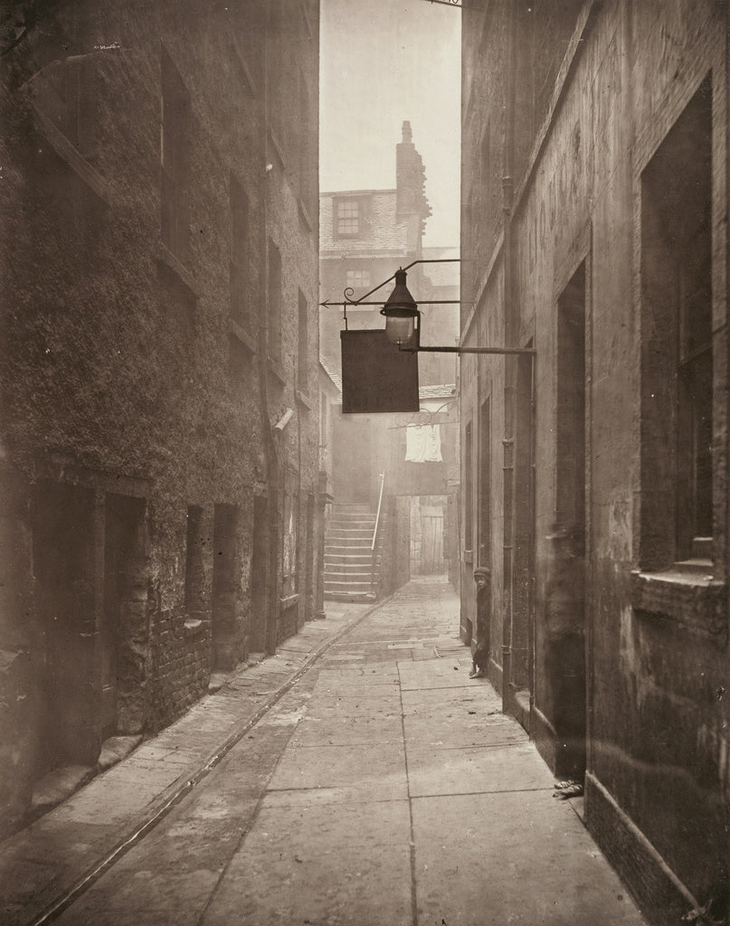 Thomas Annan:Close, No. 18 Saltmarket., Poster Print Wall Art
