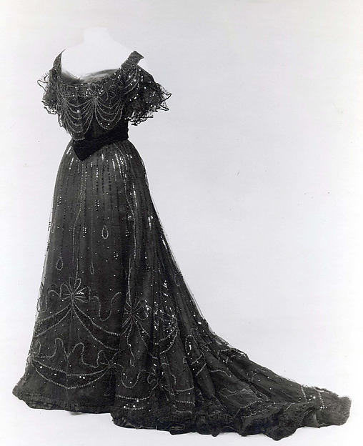 Dress 1906–8,16x12"(A3)Poster