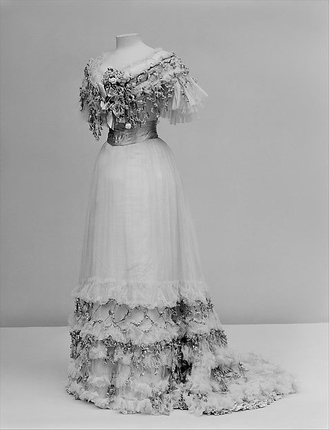 Evening dress c1904,16x12"(A3)Poster