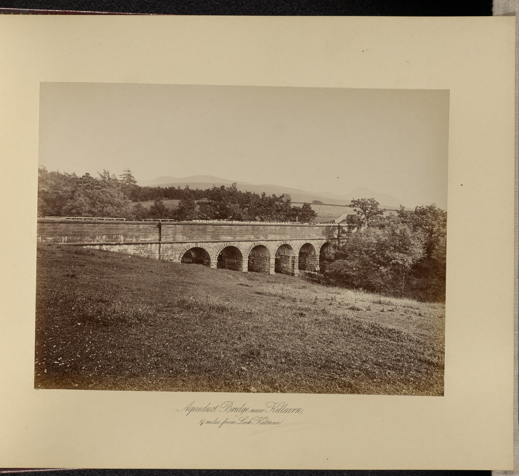 Thomas Annan:Aqueduct Bridge near Killearn, Poster Print Wall Art