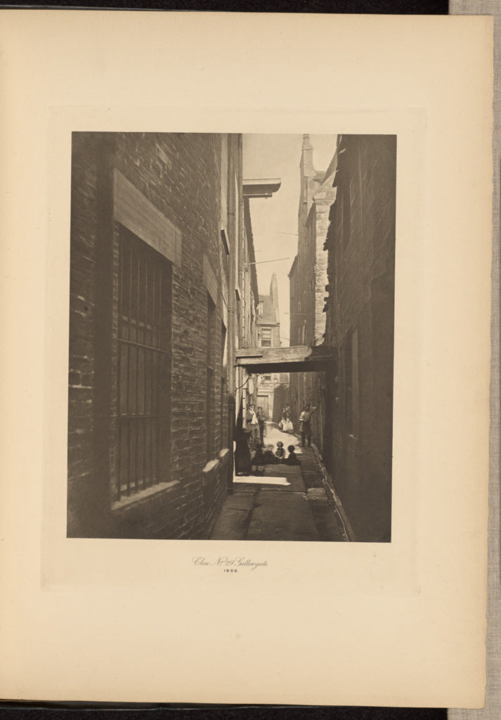 Thomas Annan:Close No. 29 Gallowgate, Poster Print Wall Art