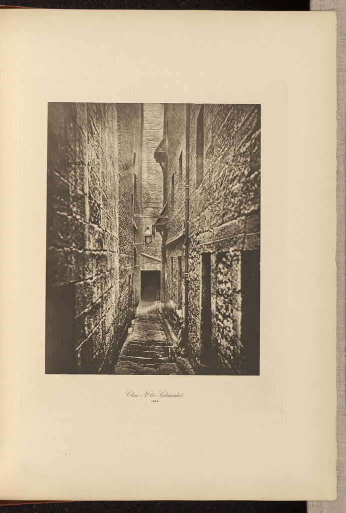 Thomas Annan:Close No. 61 Saltmarket, Poster Print Wall Art