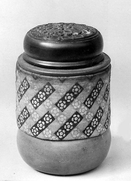 Cricket pot 18th–19th cent-Renp,Classic Ming China Image, Poster Print Wall Art