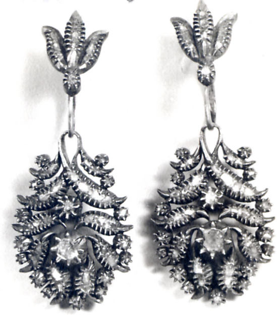 :Earring 19th century-16x12"(A3) Poster