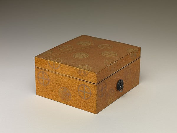 Box with lid 19th cent, Poster Print Wall Art