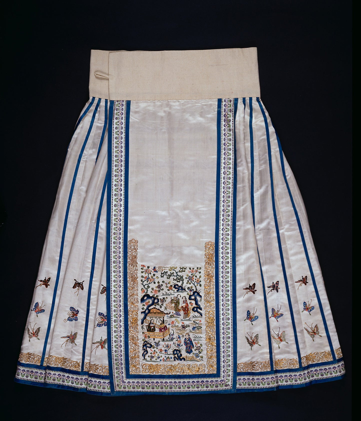 Woman's Qun (Semiformal Domestic Skirt) - Han-Chinese, Poster Print Wall Art