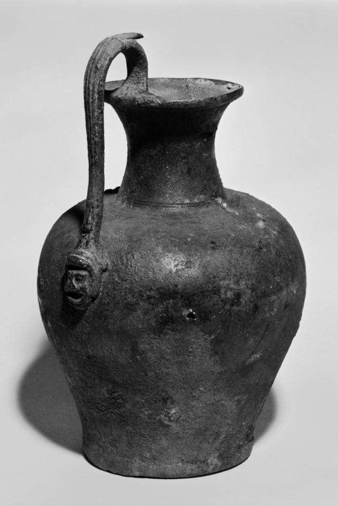 Unknown:Jug and Alien Handle (Once Attached),16x12
