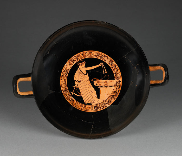 Brygos PainterAttributed to:Attic Red-Figure Cup,16x12