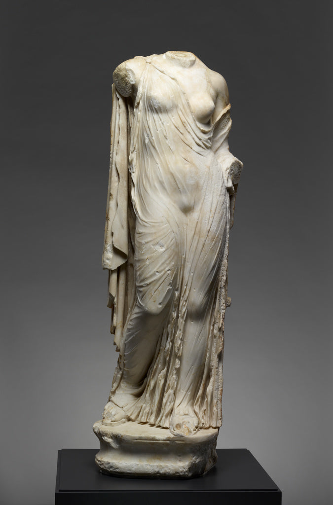 Unknown:Statue of Venus Genetrix,16x12