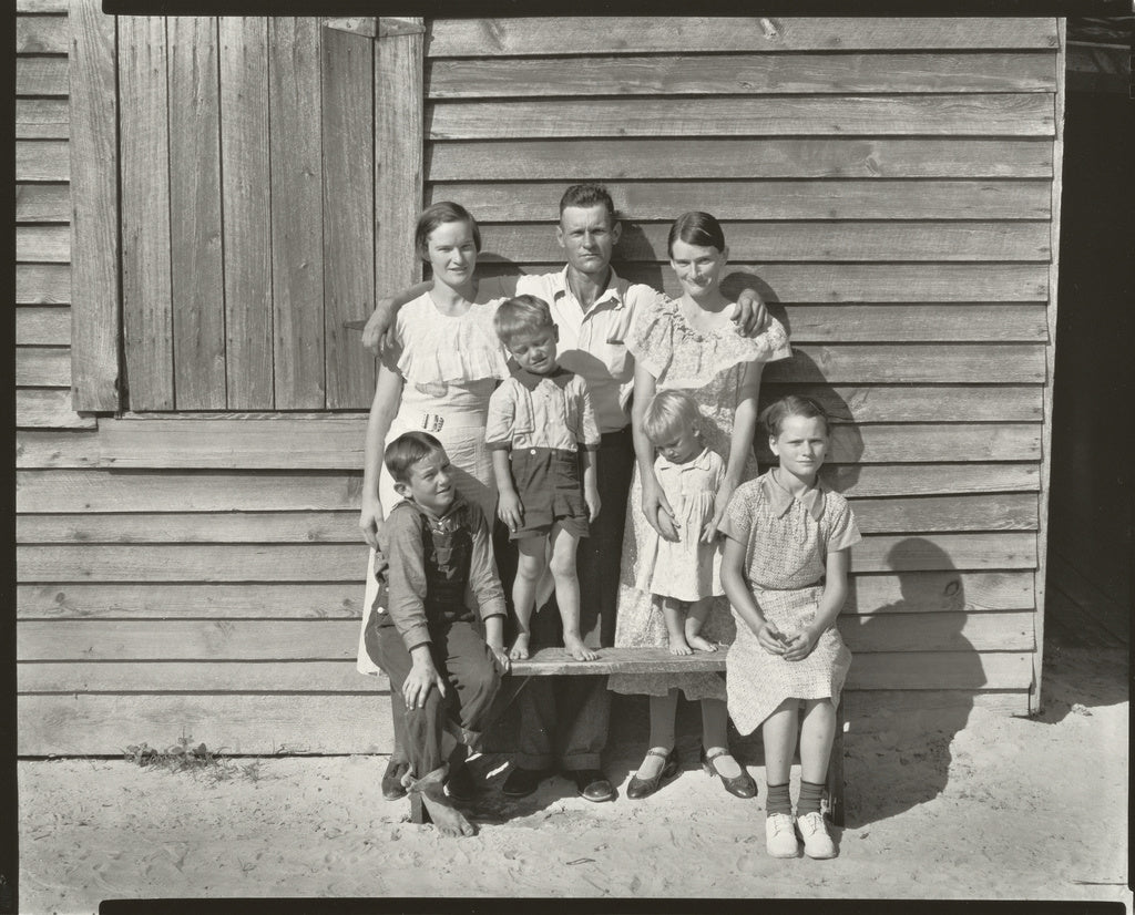 Walker Evans:Sharecropper's Family, Hale County, Alabama / B, Poster Print Wall Art