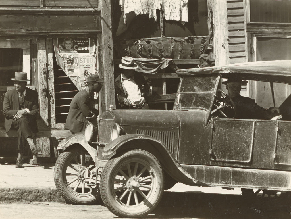 Walker Evans:[Street Scene, Vicksburg, Mississippi], Poster Print Wall Art