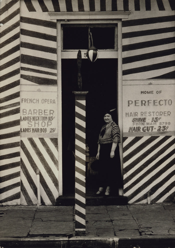 Walker Evans:[Sidewalk and Shopfront, New Orleans],16x12
