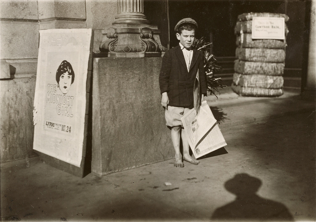 Lewis W. Hine:[Newsboy, Mobile, Alabama], Poster Print Wall Art