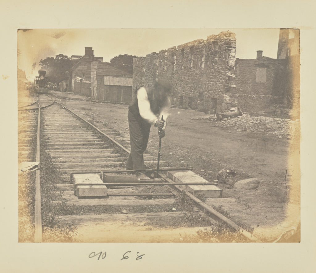 A.J. Russell:[Straightening bent rails with a jackscrew],16x12"(A3)Poster