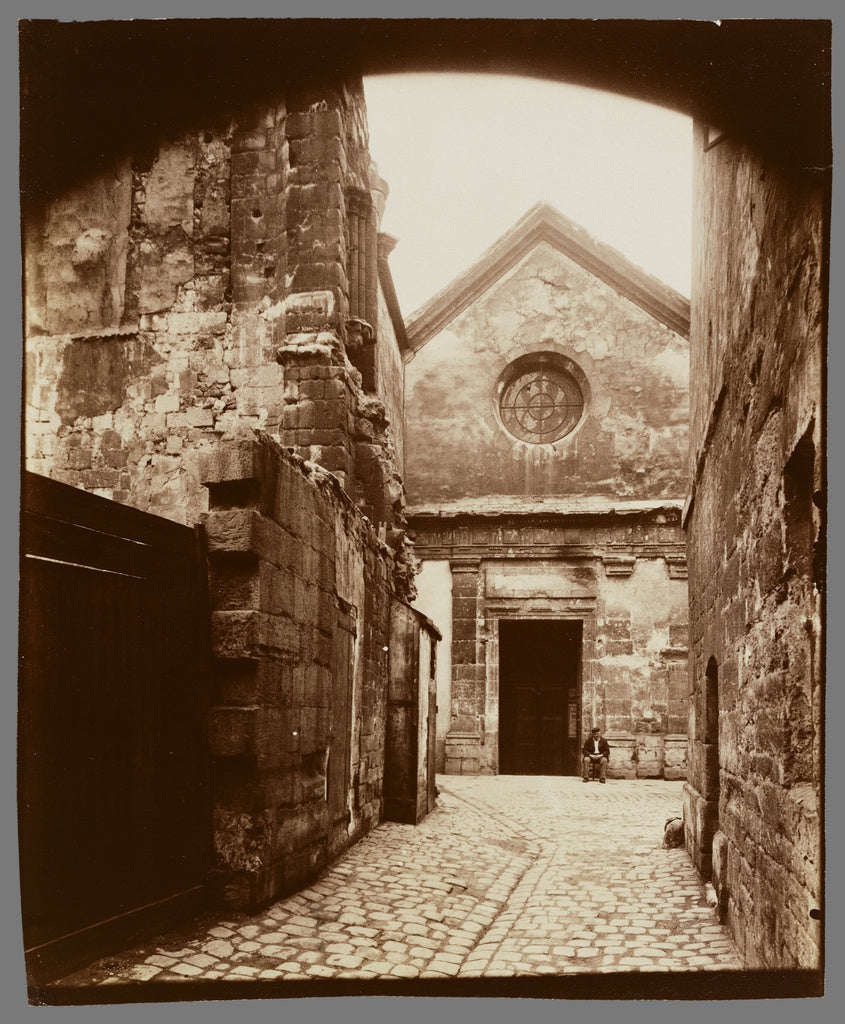 Eugène Atget:St. Julien le Pauvre-Portail (St. Julien le Pa, Poster Print Wall Art