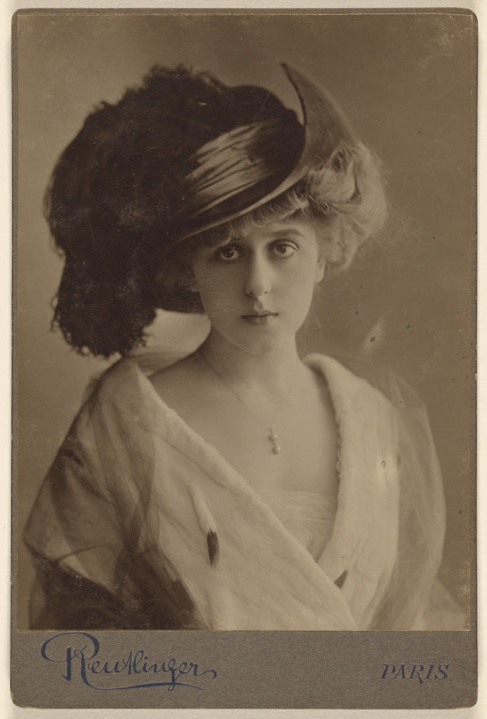 Emile Auguste Reutlinger:[Mlle] Robinne, Poster Print Wall Art