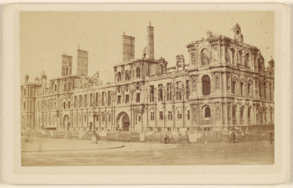 Le Comte:[Hotel de Ville, Paris, France, in ruins], Poster Print Wall Art