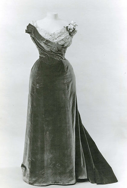 Evening dress 1899,16x12"(A3)Poster
