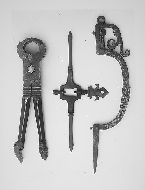 Pincers  17th cent,  Poster Print Wall Art
