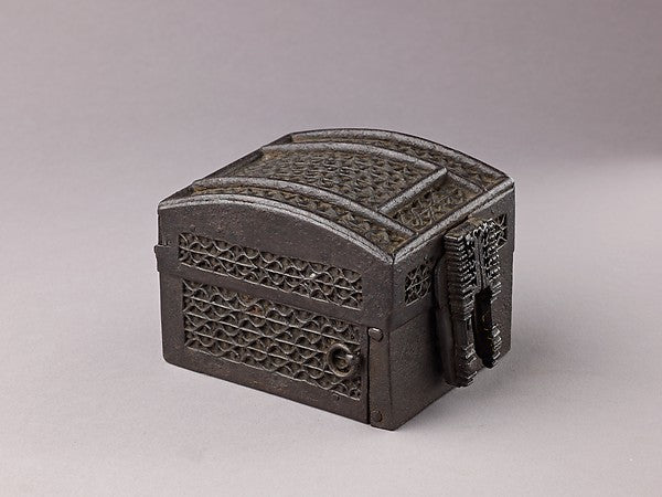 :Coffret à mailles late 15th century-16x12"(A3) Poster