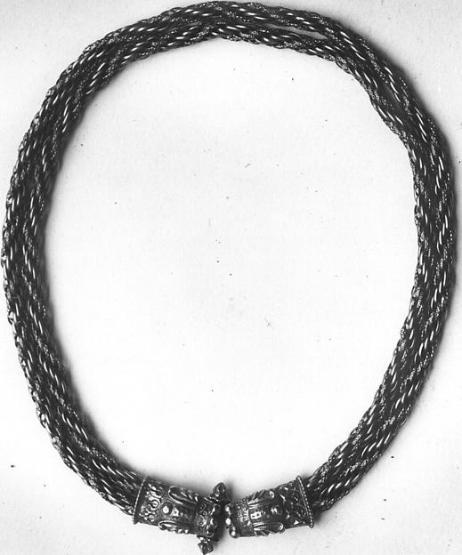 :Necklace 18th–19th century-16x12"(A3) Poster