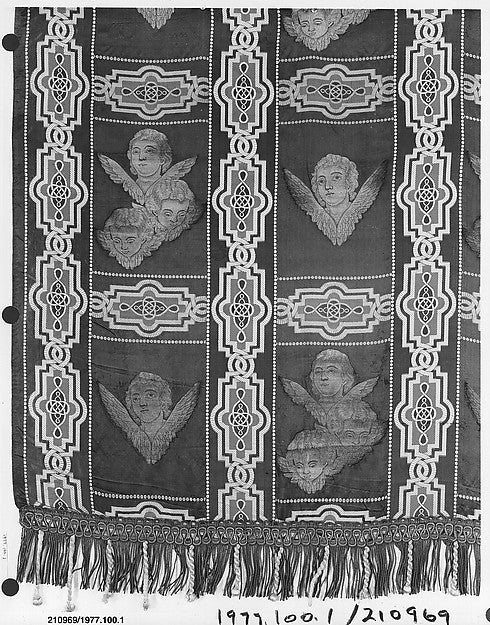 :Curtain 1930s-16x12"(A3) Poster