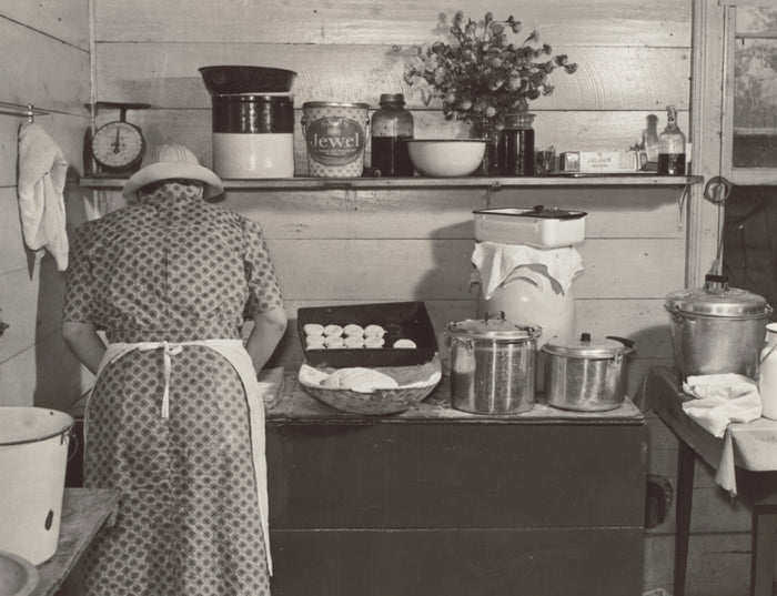 Marion Post Wolcott:One of the Wilkins family making biscuit,16x12