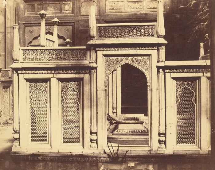 Charles Moravia:[Entrance to an unidentified tomb],16x12
