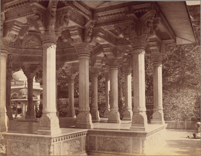 Lala Deen Dayal:Details of Pillars in Cenotaph of Maharaja S,16x12