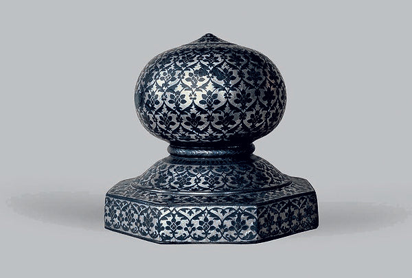 :Bidri Carpet Weight with Trellis Pattern 17th century-16x12"(A3) Poster