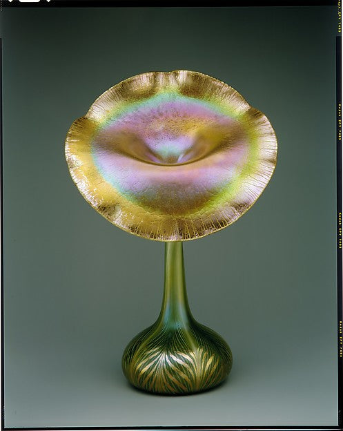 Jack-in-the-Pulpit Vase c1900–1920,16X12