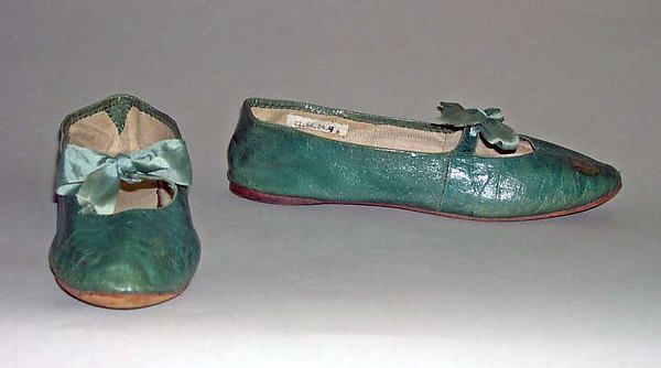 Slippers 1810s,16x12"(A3)Poster