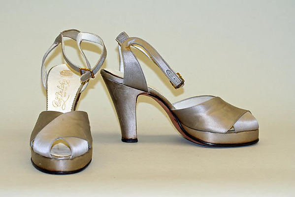 Shoes 1940s,16x12"(A3)Poster