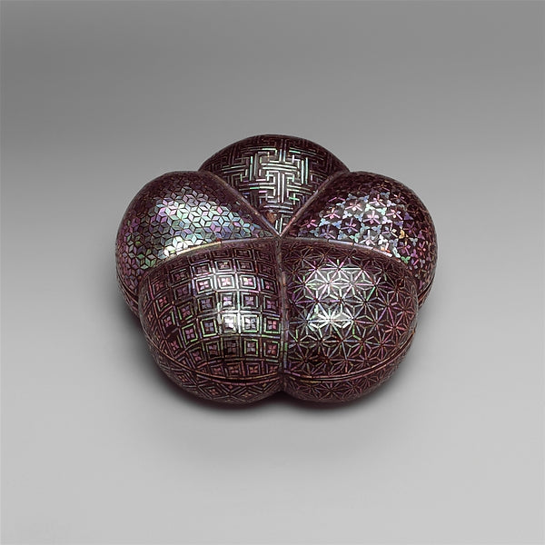 ,Box with Geometric Designs late 17th cent,16x12