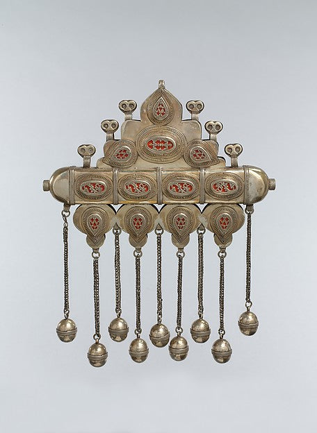 :Triangular Amulet Holder late 19th–early 20th century-16x12