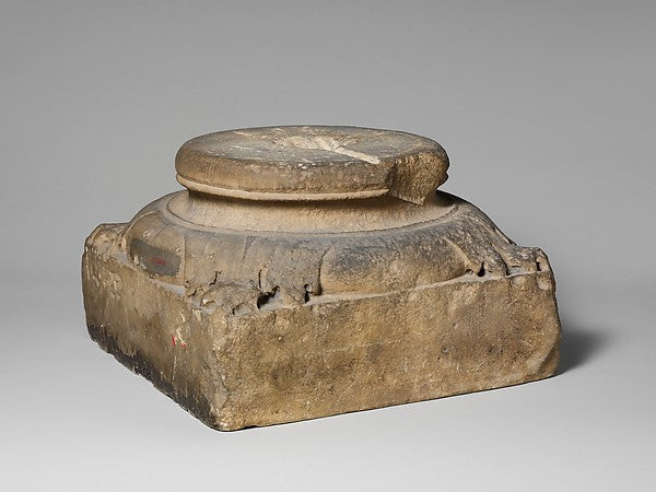 :Column Base late 12th–early 13th century-16x12