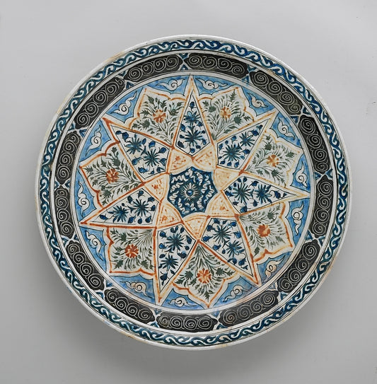 :Plate with Vegetal Decoration in a Seven-pointed Star 17th -16x12"(A3) Poster