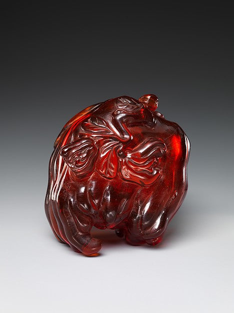 ,Box in the shape of Buddha’s hand 19th cent,16x12