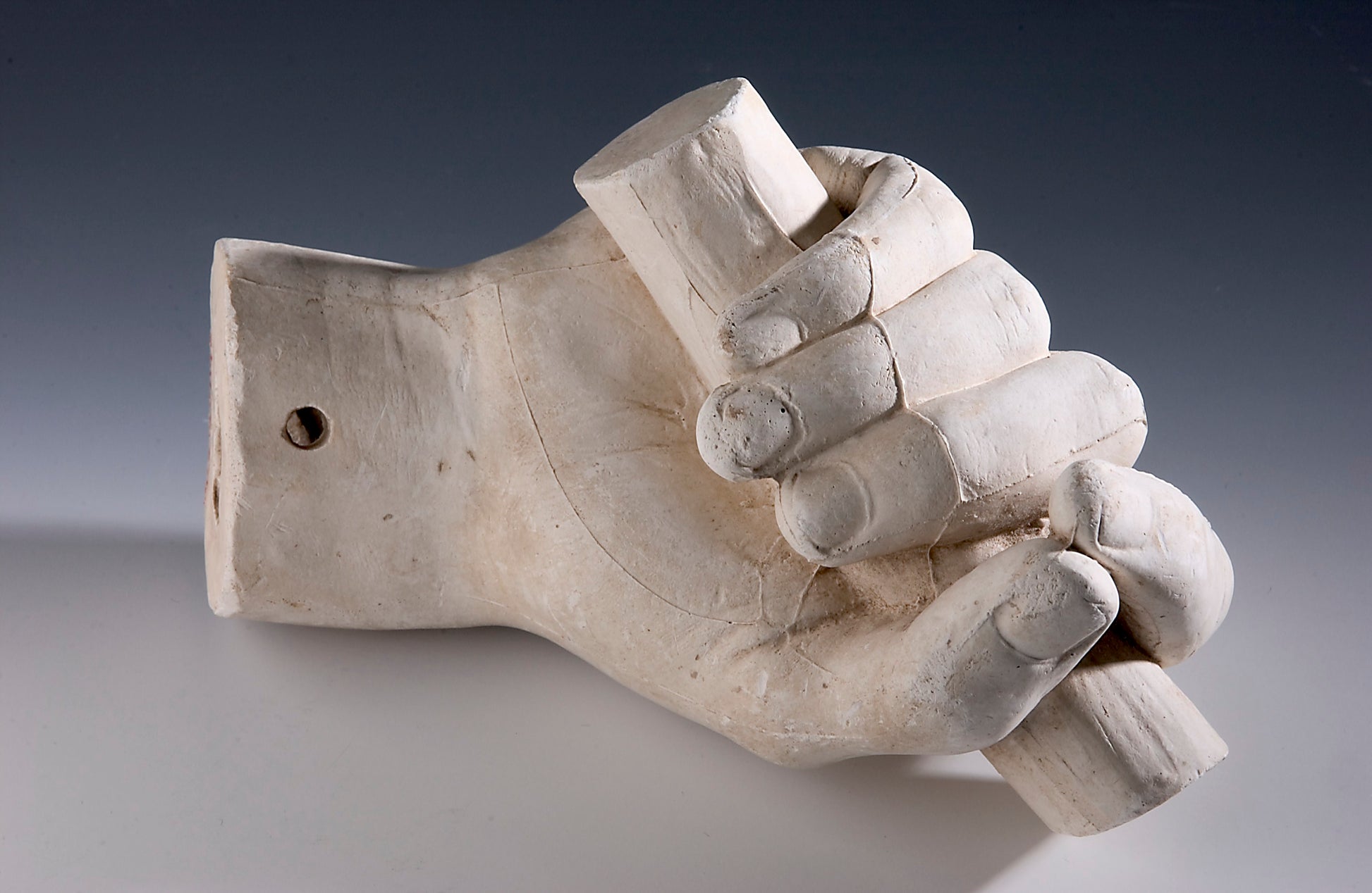 Hiram Powers:Cast of an Unidentified Right Hand Grasping a R,16x12"(A3)Poster