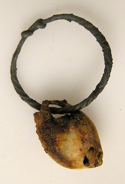 :Ring with Shell 4th–7th century-16x12"(A3) Poster