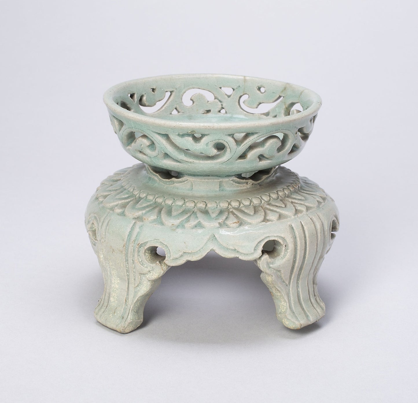 Quatrefoil Cup Stand -  Korea,  Poster Print Wall Art