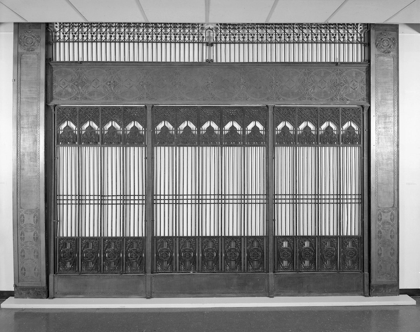 Chicago Stock Exchange Building: Elevator Enclosure Grille T-Plates: Adler & Sullivan, Poster Print Wall Art