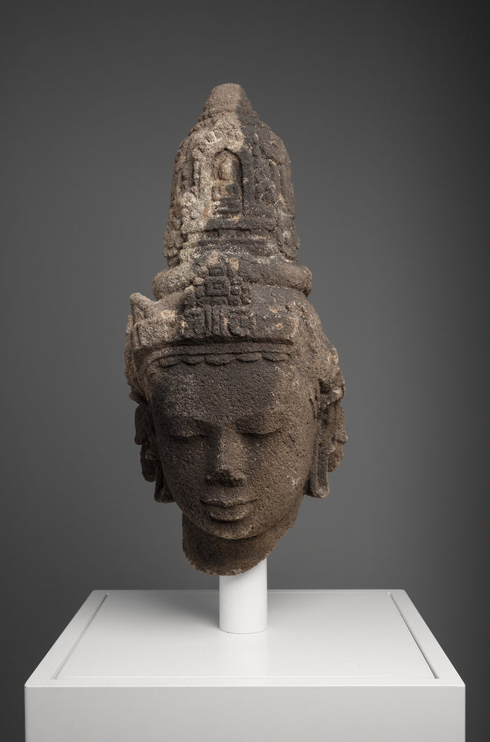 Head of Bodhisattva Avalokiteshvara: Indonesia, Central Java,16x12