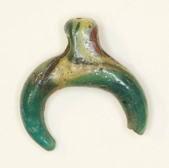 Amulet of the Lunar Crescent: Egyptian,16x12